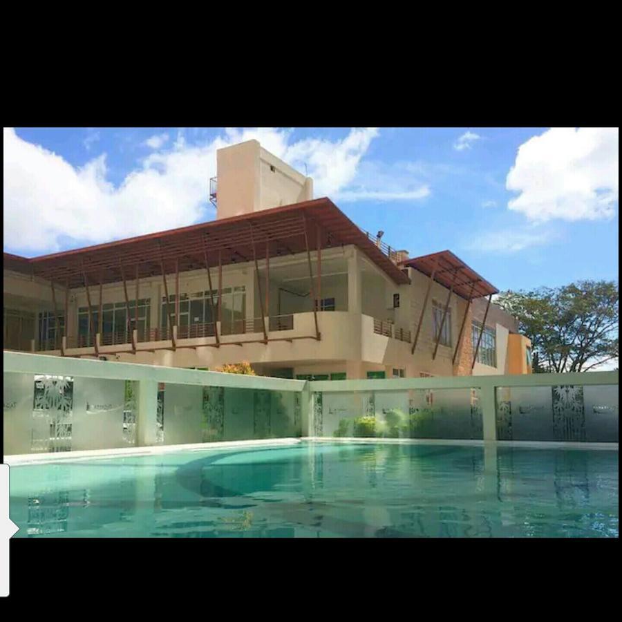 Light And Chic - Tagaytay Vacation Pad Apartment Tagaytay City Ngoại thất bức ảnh